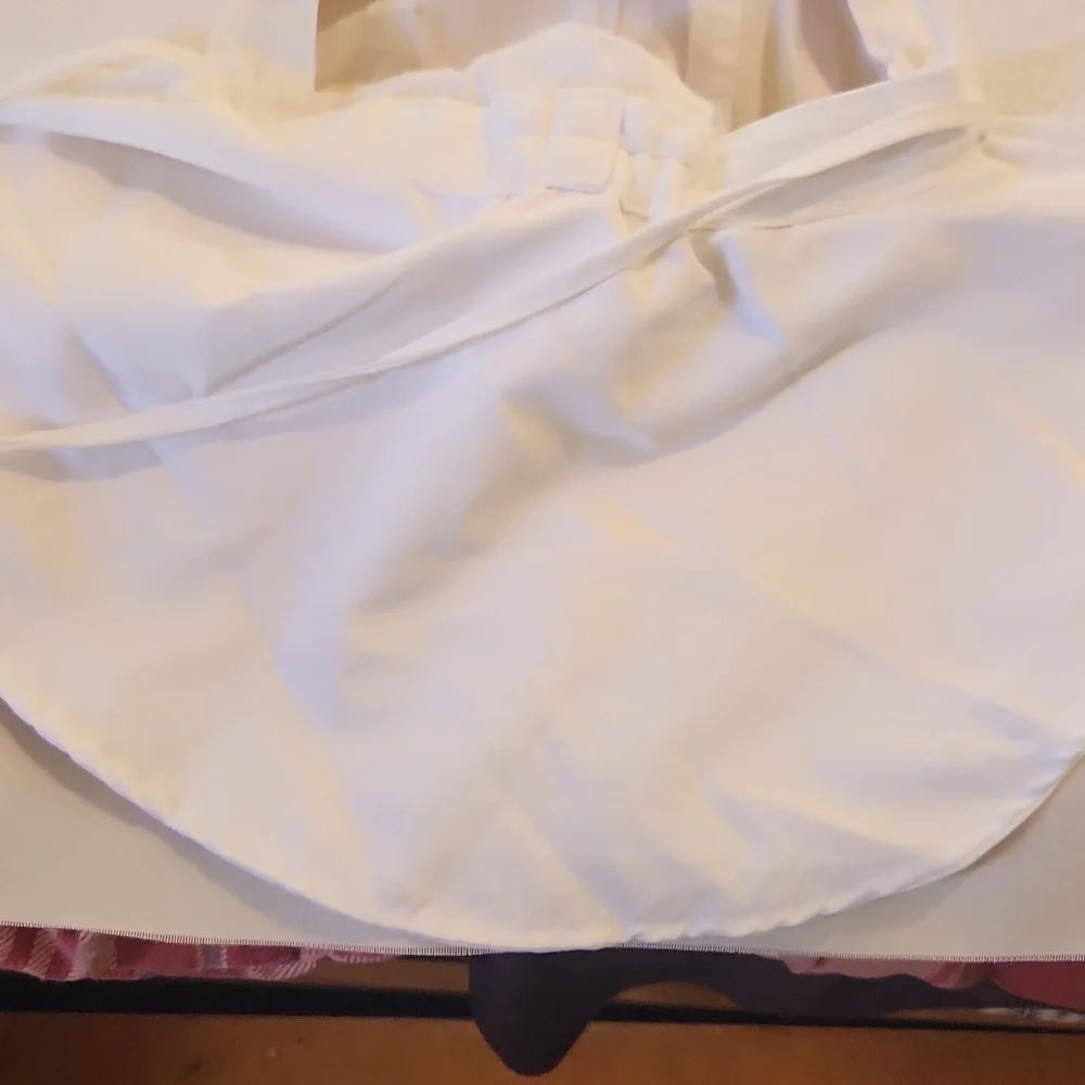 Chic Women's White Sun Hat with White Bow Accent